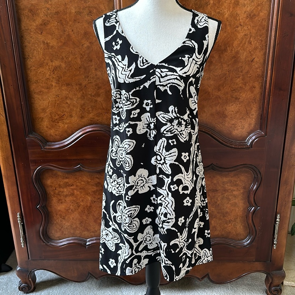 CAbi Parma B&W Floral Racerback Dress - Picture 3 of 11